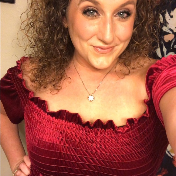 Meet your Posher, Lea - Picture 3 of 3